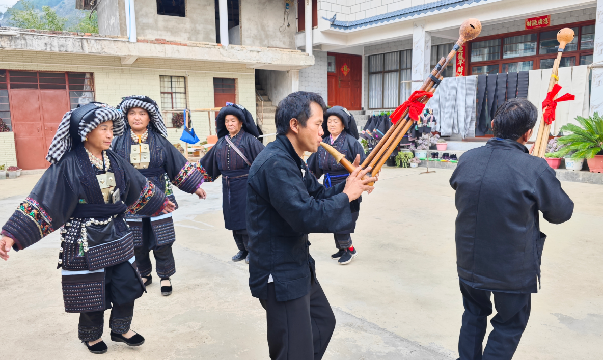 aa3559633d524f8690ddbccd71285ef aa3559633d524f8690ddbccd71285ef