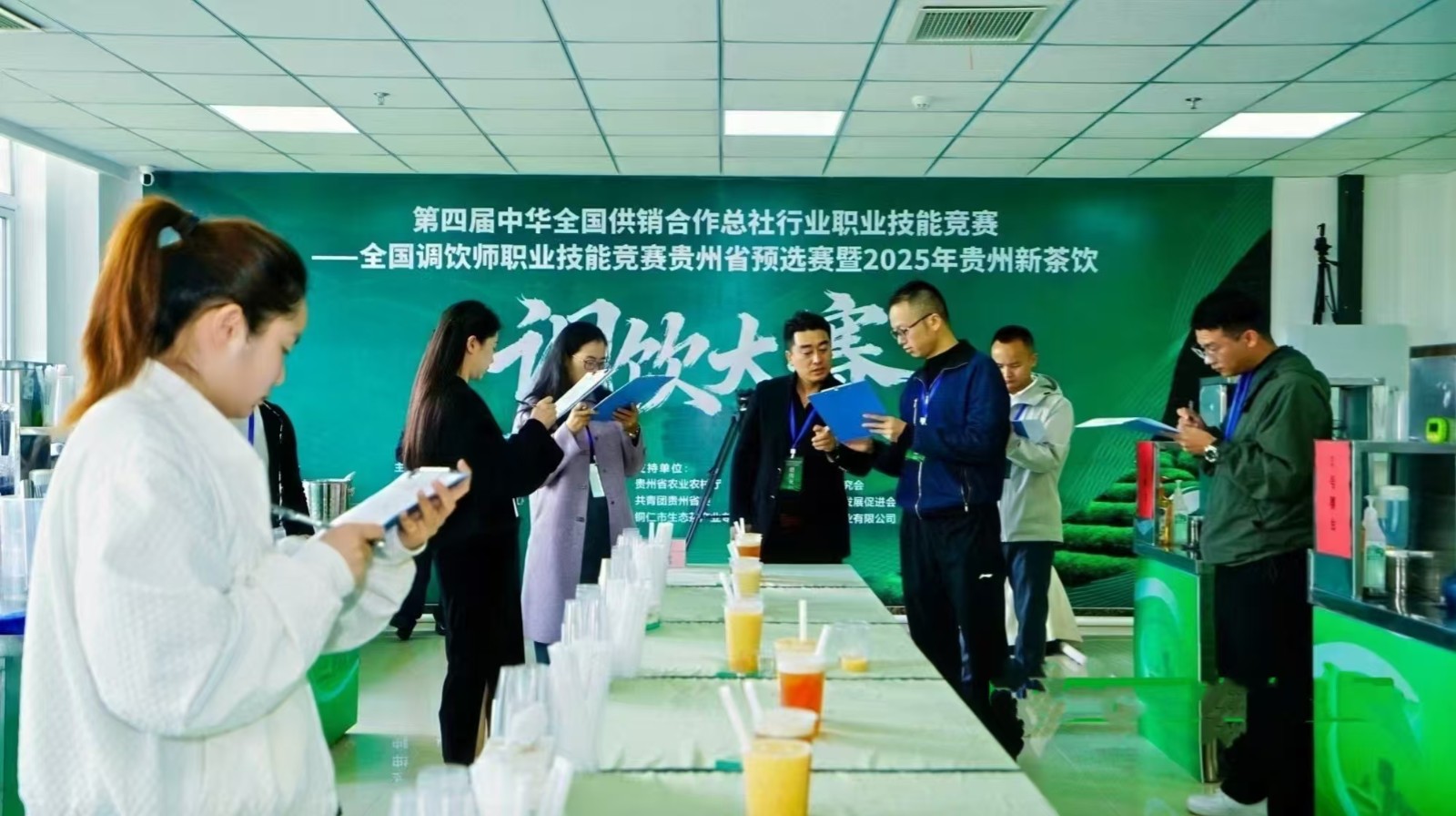 acc97ad4f658cd08b9db81f7482075b8